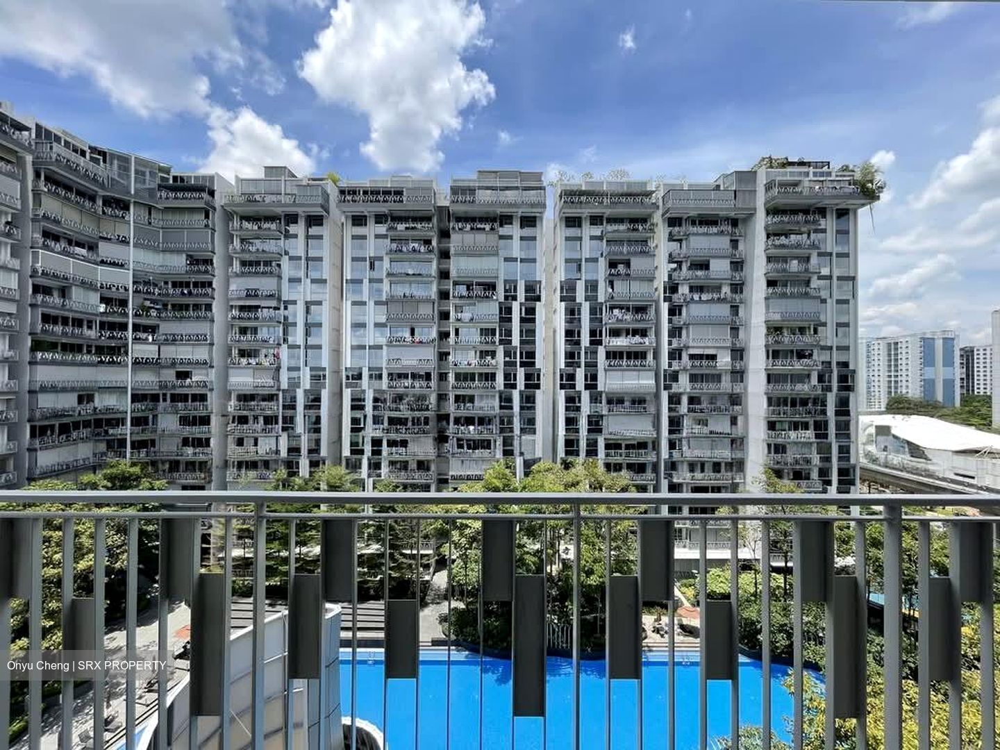 Flo Residence (D19), Condominium #568239111